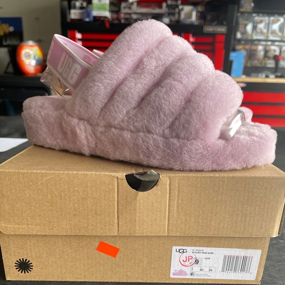 Ugg fluff yeah slide slippers